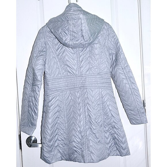 NWOT Via Spiga Gray / Silver Quilted Jacket with Detachable Hood - Picture 4 of 7